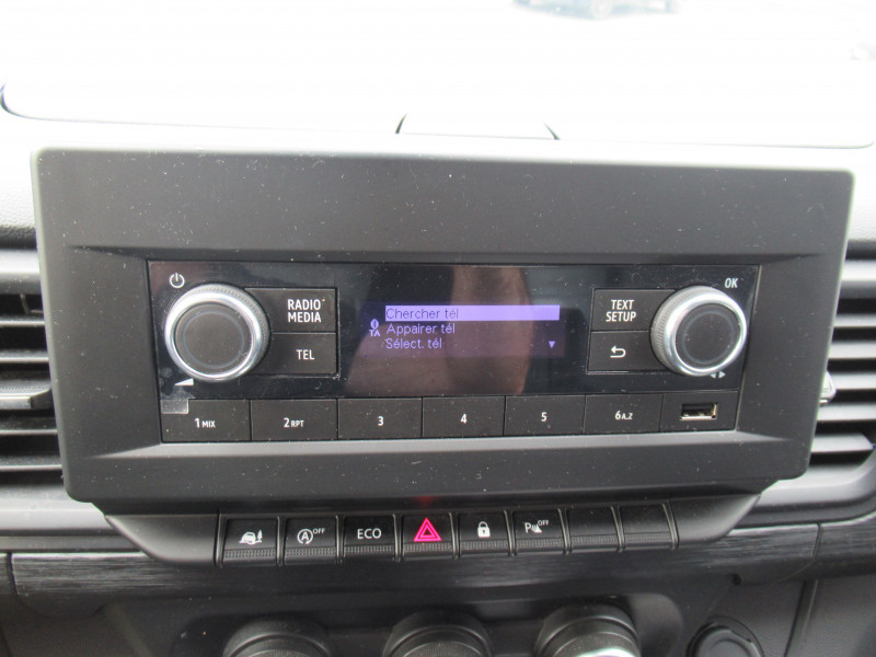 Photo 10 de l'offre de RENAULT TRAFIC III FG L2H1 3T 2.0 BLUE DCI 130CH CONFORT à 22490€ chez J'NOV AUTO