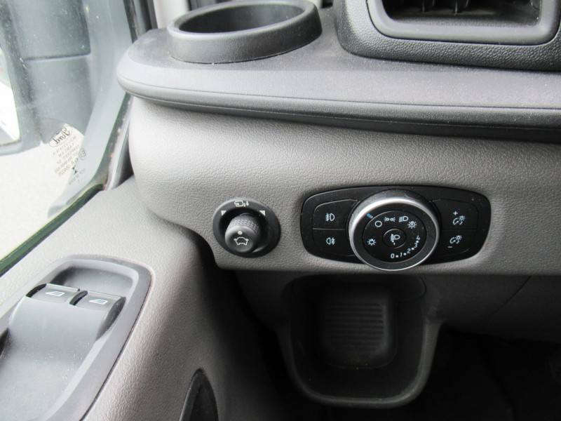 Photo 9 de l'offre de FORD TRANSIT 2T FG P350 L4H3 2.0 ECOBLUE 170CH S&S HDT TREND BUSINESS BVA à 24990€ chez J'NOV AUTO