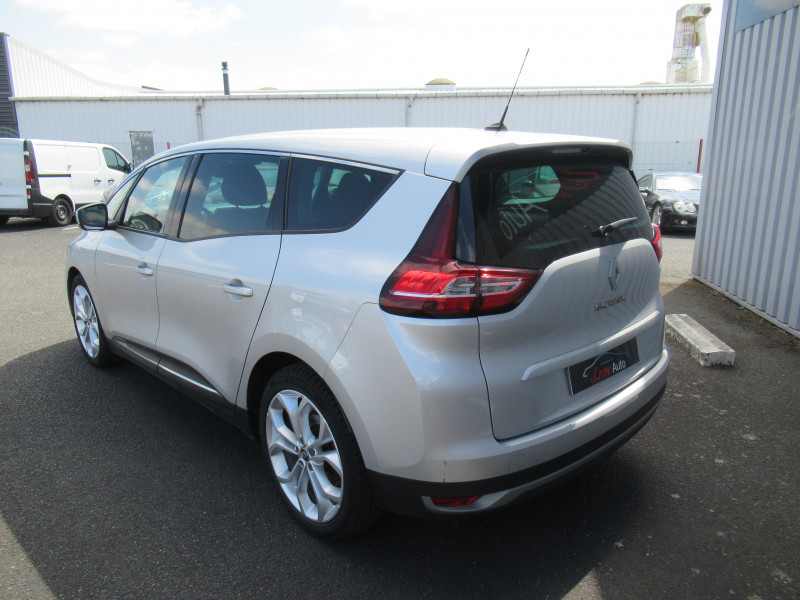 Photo 3 de l'offre de RENAULT GRAND SCENIC IV 1.7 BLUE DCI 120CH BUSINESS EDC 7 PLACES à 17490€ chez J'NOV AUTO