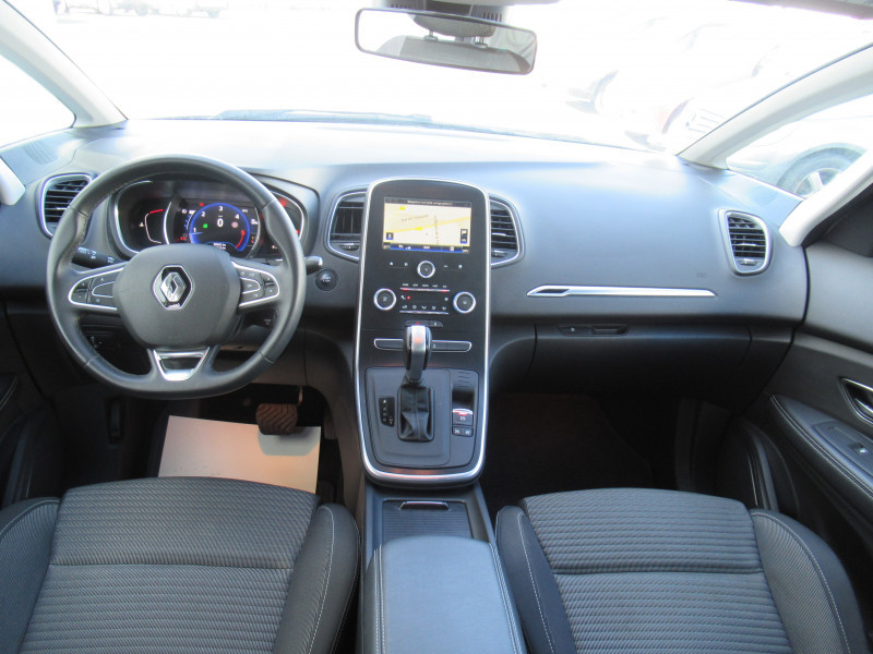 Photo 6 de l'offre de RENAULT GRAND SCENIC IV 1.7 BLUE DCI 120CH BUSINESS EDC 7 PLACES à 17490€ chez J'NOV AUTO
