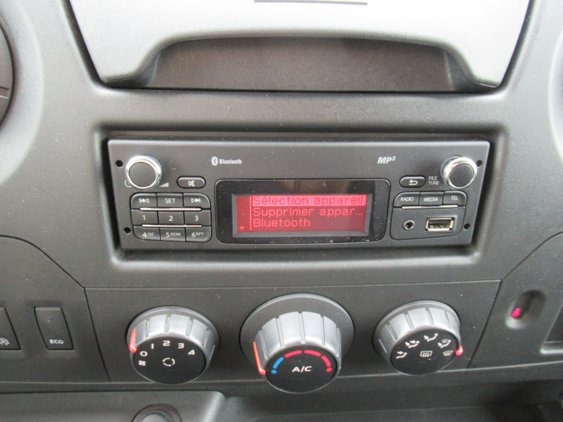 Photo 11 de l'offre de RENAULT MASTER III FG F3500 L2H2 2.3 DCI 145CH ENERGY GRAND CONFORT EURO6 à 17990€ chez J'NOV AUTO