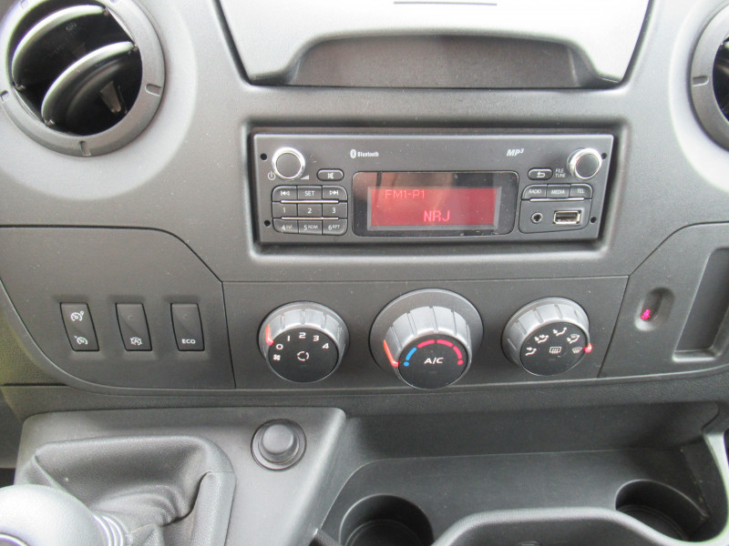 Photo 10 de l'offre de RENAULT MASTER III FG F3500 L2H2 2.3 DCI 145CH ENERGY GRAND CONFORT EURO6 à 17990€ chez J'NOV AUTO