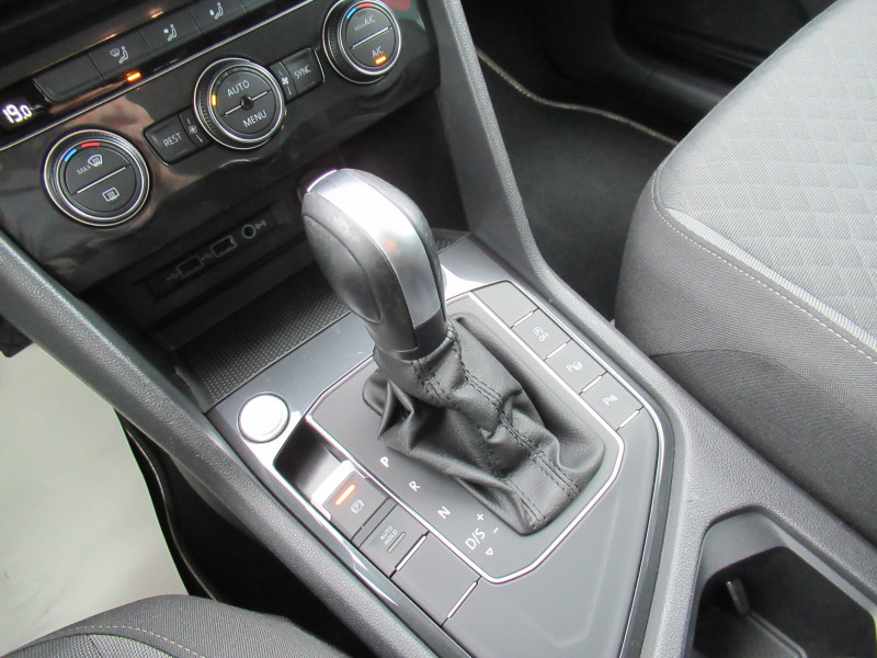 Photo 15 de l'offre de VOLKSWAGEN TIGUAN 2.0 TDI 150CH CONFORTLINE BUSINESS DSG7 EURO6D-T à 23490€ chez J'NOV AUTO
