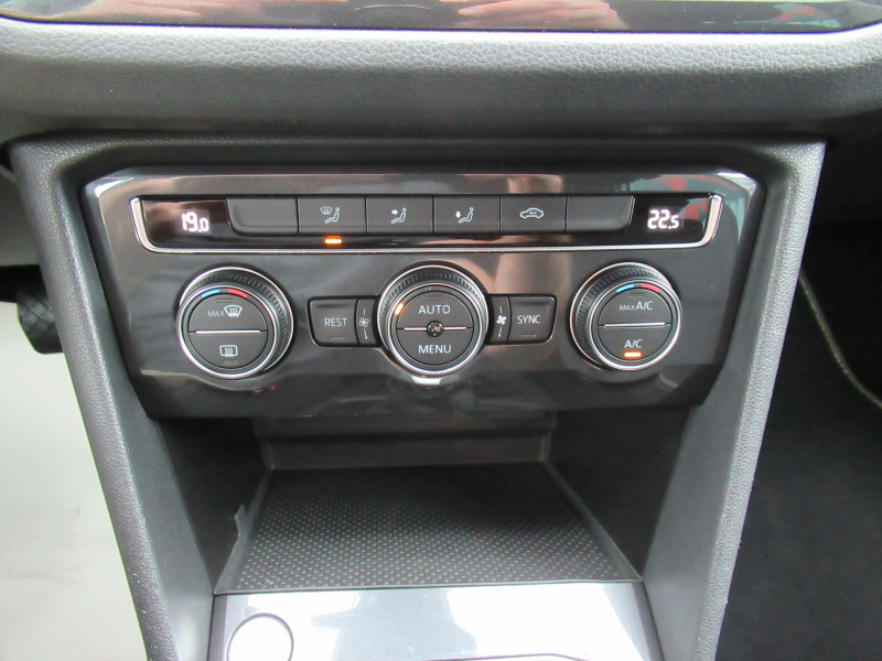 Photo 16 de l'offre de VOLKSWAGEN TIGUAN 2.0 TDI 150CH CONFORTLINE BUSINESS DSG7 EURO6D-T à 23490€ chez J'NOV AUTO
