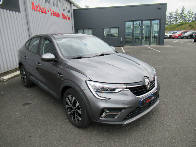 Photo 2 de l'offre de RENAULT ARKANA 1.3 TCE MILD HYBRID 140CH EQUILIBRE EDC -22 à 18990€ chez J'NOV AUTO