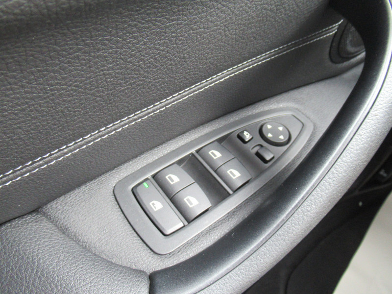 Photo 17 de l'offre de BMW X1 (F48) SDRIVE18D 150CH BUSINESS DESIGN à 23990€ chez J'NOV AUTO
