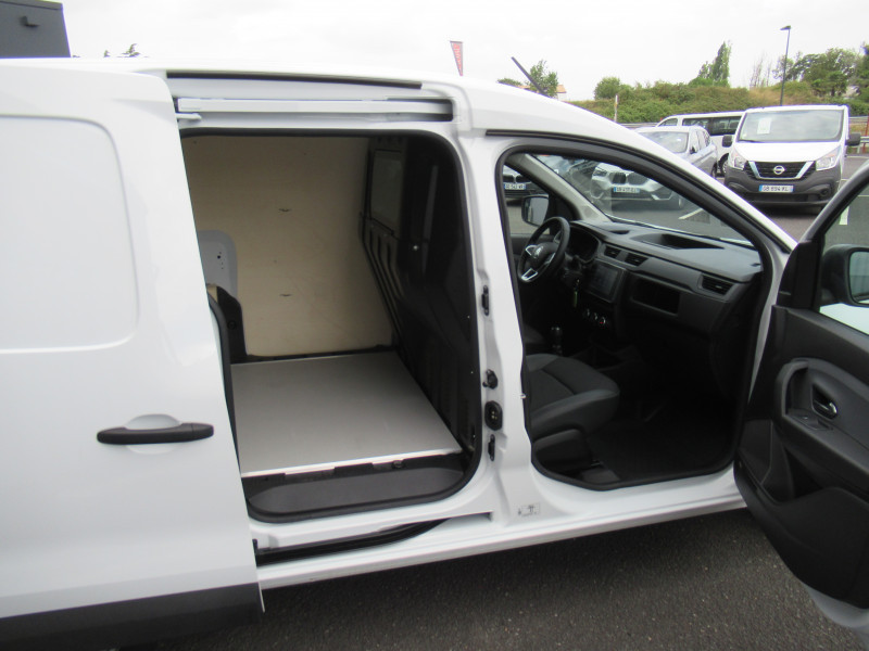 Photo 5 de l'offre de RENAULT EXPRESS VAN 1.3 TCE 100CH CONFORT à 14990€ chez J'NOV AUTO