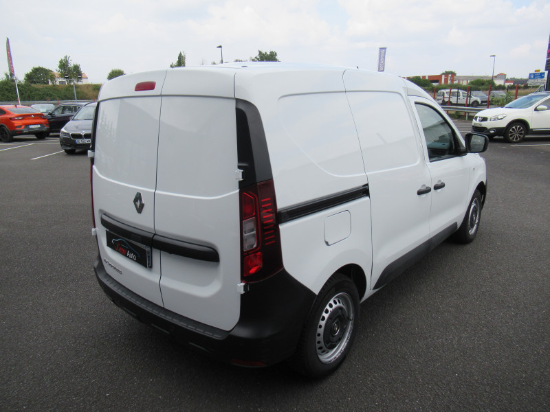Photo 4 de l'offre de RENAULT EXPRESS VAN 1.3 TCE 100CH CONFORT à 14990€ chez J'NOV AUTO