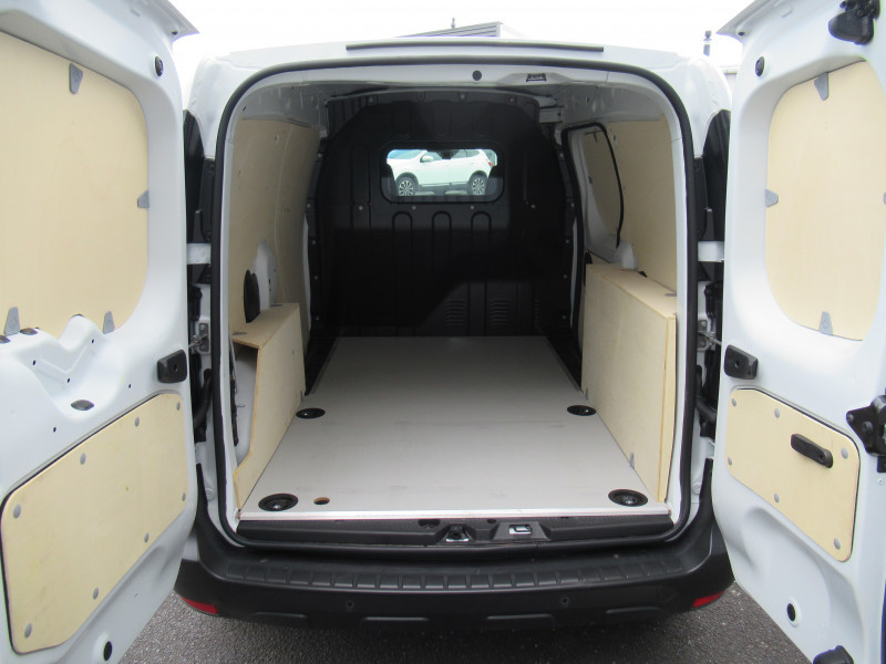 Photo 6 de l'offre de RENAULT EXPRESS VAN 1.3 TCE 100CH CONFORT à 14990€ chez J'NOV AUTO