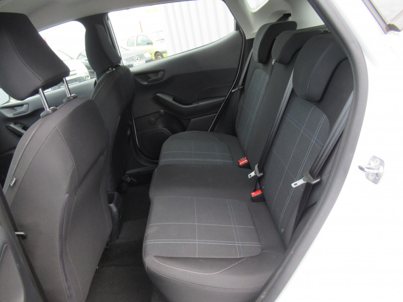 Photo 5 de l'offre de FORD FIESTA 1.1 75CH COOL & CONNECT 5P à 12790€ chez J'NOV AUTO