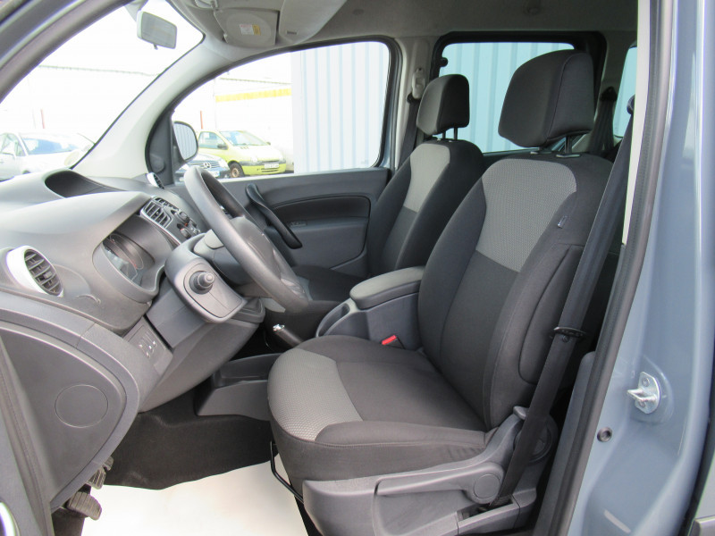 Photo 7 de l'offre de RENAULT KANGOO II 1.5 BLUE DCI 95CH BUSINESS à 13490€ chez J'NOV AUTO