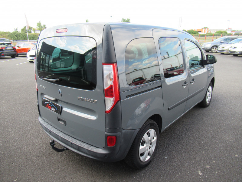 Photo 4 de l'offre de RENAULT KANGOO II 1.5 BLUE DCI 95CH BUSINESS à 13490€ chez J'NOV AUTO