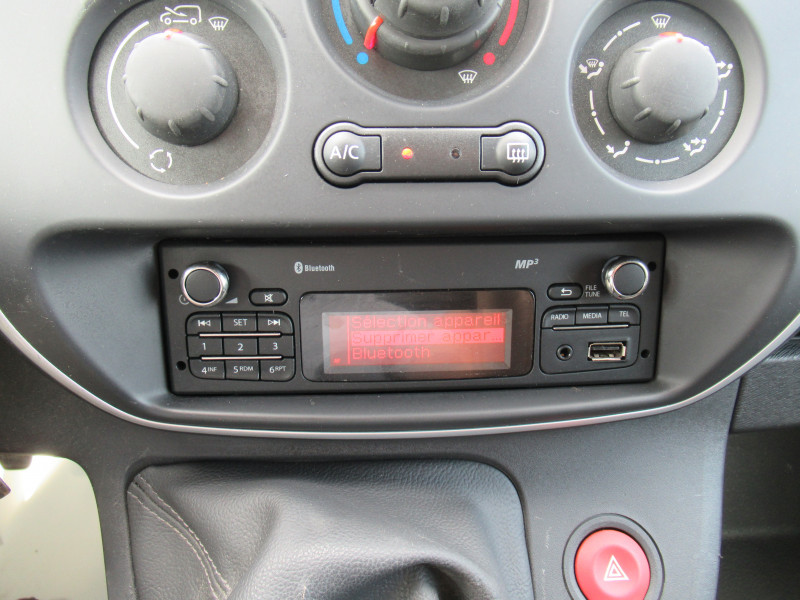 Photo 13 de l'offre de RENAULT KANGOO II 1.5 BLUE DCI 95CH BUSINESS à 13490€ chez J'NOV AUTO