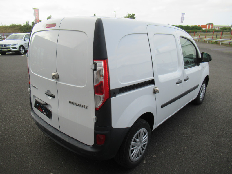 Photo 4 de l'offre de RENAULT KANGOO II EXPRESS 1.5 BLUE DCI 95CH EXTRA R-LINK à 13990€ chez J'NOV AUTO