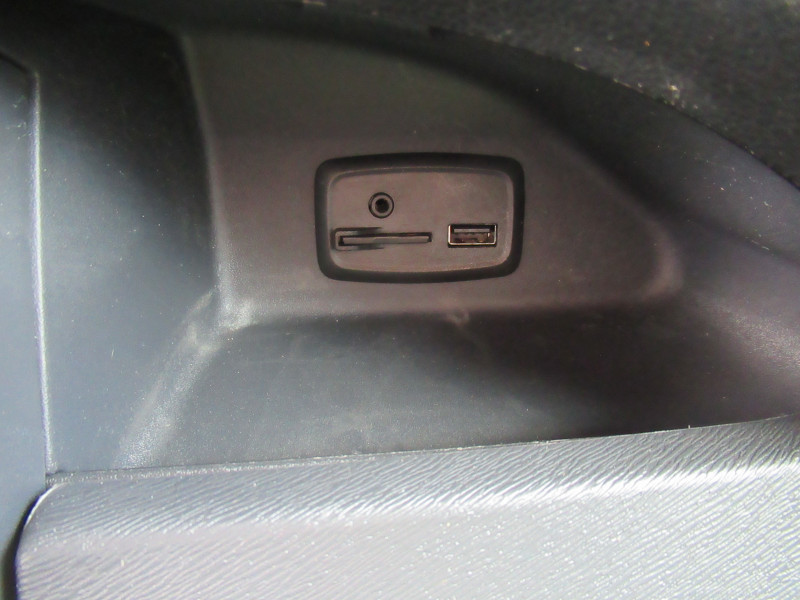 Photo 15 de l'offre de RENAULT KANGOO II EXPRESS 1.5 BLUE DCI 95CH EXTRA R-LINK à 13990€ chez J'NOV AUTO