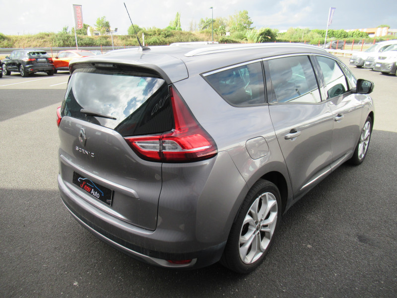Photo 3 de l'offre de RENAULT GRAND SCENIC IV 1.7 BLUE DCI 120CH BUSINESS 7 PLACES à 16290€ chez J'NOV AUTO