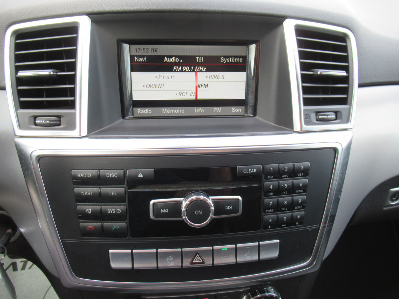 Photo 11 de l'offre de MERCEDES-BENZ CLASSE ML 250 BLUETEC SPORT 7G-TRONIC + à 19990€ chez J'NOV AUTO