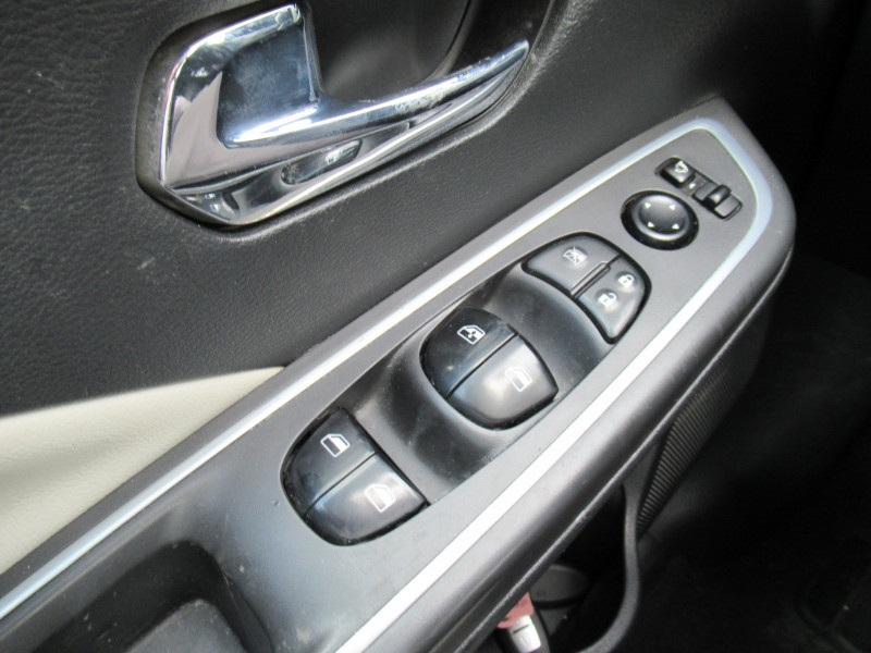 Photo 11 de l'offre de NISSAN MICRA 1.0 IG-T 92CH TEKNA XTRONIC 2021 à 15490€ chez J'NOV AUTO