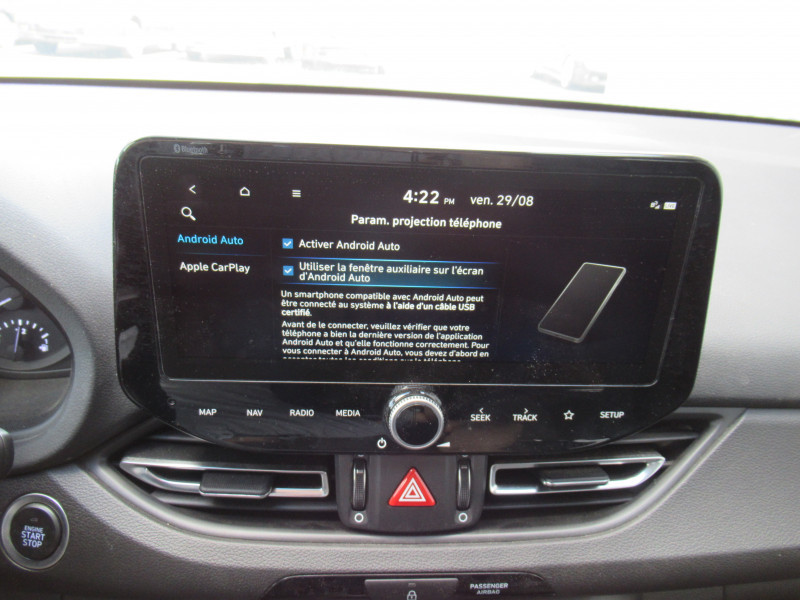 Photo 8 de l'offre de HYUNDAI I30 SW 1.6 CRDI 115CH BUSINESS à 16290€ chez J'NOV AUTO