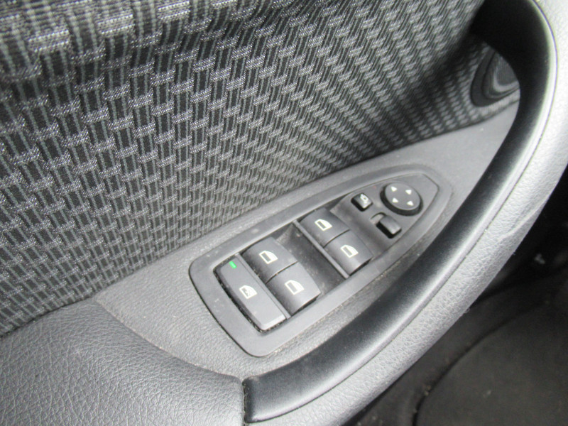 Photo 6 de l'offre de BMW X1 (F48) SDRIVE18DA 150CH BUSINESS DESIGN à 25490€ chez J'NOV AUTO