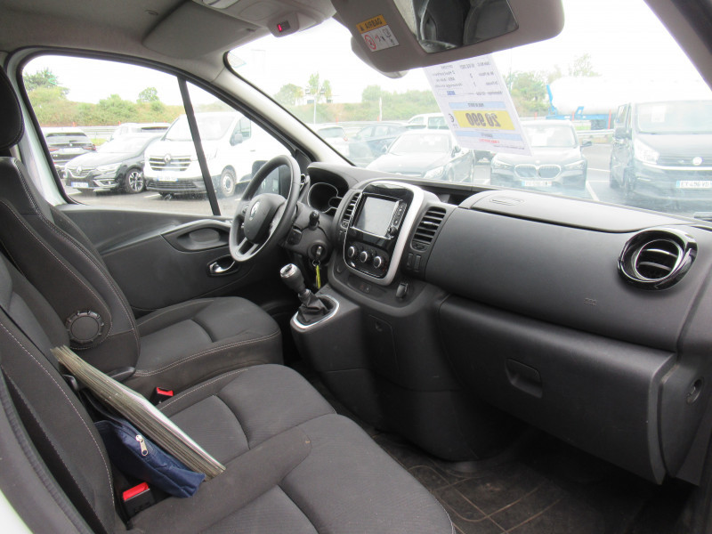 Photo 5 de l'offre de RENAULT TRAFIC III FG L2H1 1300 2.0 DCI 145CH ENERGY GRAND CONFORT E6 à 20990€ chez J'NOV AUTO