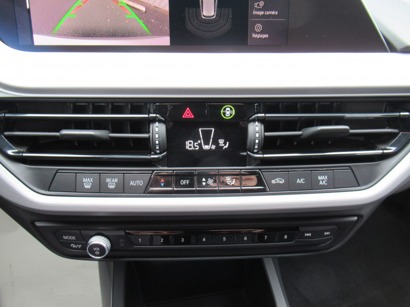 Photo 17 de l'offre de BMW SERIE 1 (F40) 116DA 116CH BUSINESS DESIGN DKG7 à 21490€ chez J'NOV AUTO