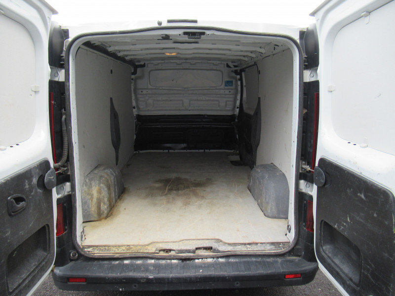 Photo 4 de l'offre de RENAULT TRAFIC III FG L2H1 3T 2.0 BLUE DCI 130CH GRAND CONFORT à 23990€ chez J'NOV AUTO