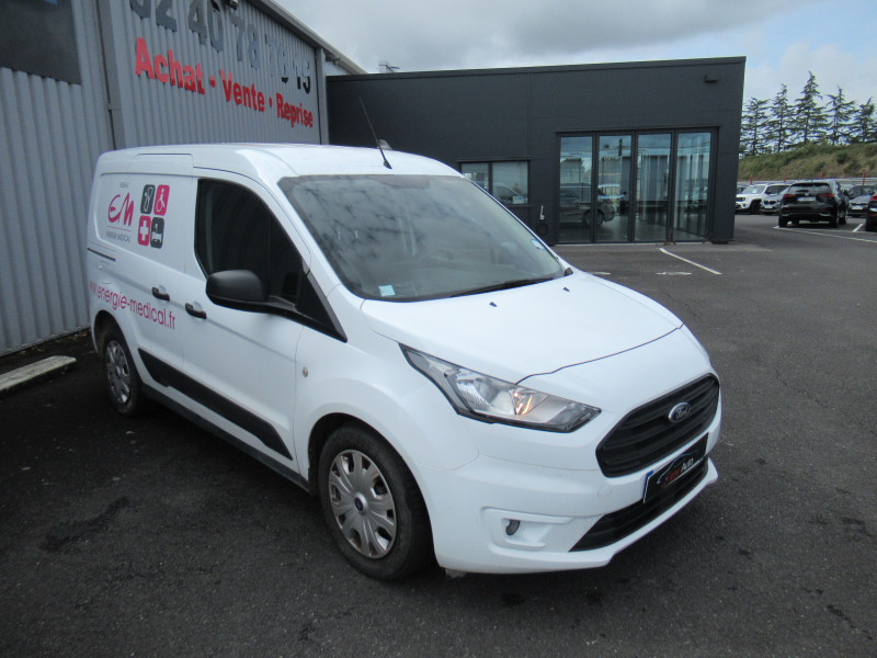 Photo 2 de l'offre de FORD TRANSIT CONNECT L1 1.5 ECOBLUE 100CH TREND BUSINESS NAV à 15490€ chez J'NOV AUTO