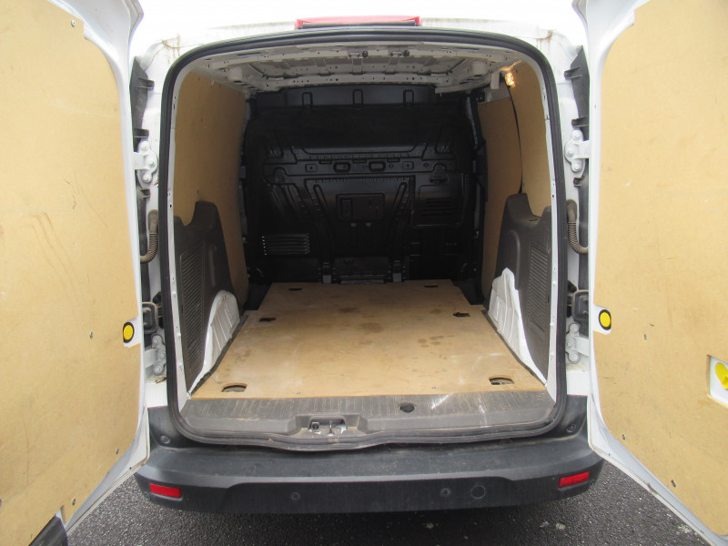 Photo 4 de l'offre de FORD TRANSIT CONNECT L1 1.5 ECOBLUE 100CH TREND BUSINESS NAV à 15490€ chez J'NOV AUTO