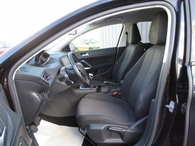 Photo 7 de l'offre de PEUGEOT 308 SW 1.5 BLUEHDI 130CH S&S ACTIVE BUSINESS à 9990€ chez J'NOV AUTO