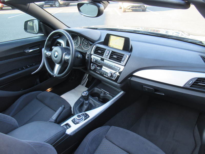 Photo 8 de l'offre de BMW SERIE 2 CABRIOLET (F23) 218D 150CH M SPORT à 20990€ chez J'NOV AUTO