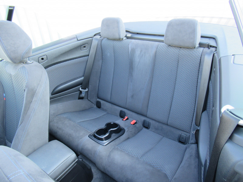 Photo 6 de l'offre de BMW SERIE 2 CABRIOLET (F23) 218D 150CH M SPORT à 20990€ chez J'NOV AUTO