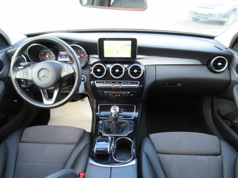 Photo 6 de l'offre de MERCEDES-BENZ CLASSE C 200 BUSINESS EXECUTIVE à 18990€ chez J'NOV AUTO