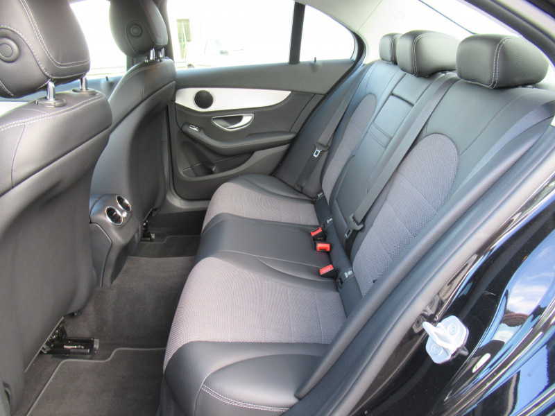 Photo 5 de l'offre de MERCEDES-BENZ CLASSE C 200 BUSINESS EXECUTIVE à 18990€ chez J'NOV AUTO