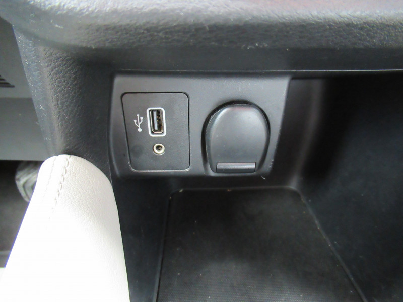 Photo 18 de l'offre de NISSAN MICRA 1.0 IG-T 92CH TEKNA XTRONIC 2021 à 15490€ chez J'NOV AUTO