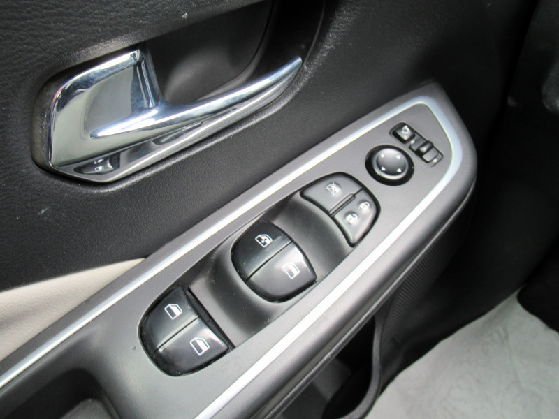 Photo 16 de l'offre de NISSAN MICRA 1.0 IG-T 92CH TEKNA XTRONIC 2021 à 15490€ chez J'NOV AUTO