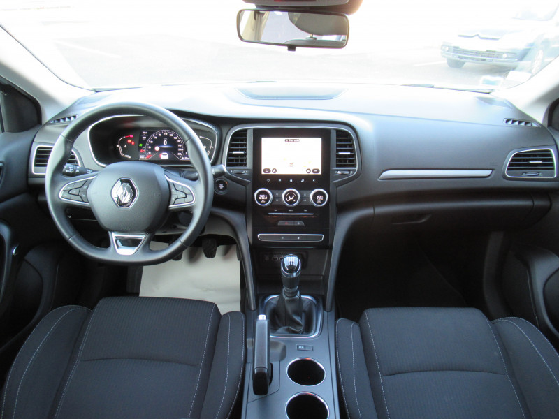 Photo 6 de l'offre de RENAULT MEGANE IV 1.5 BLUE DCI 115CH BUSINESS à 16490€ chez J'NOV AUTO