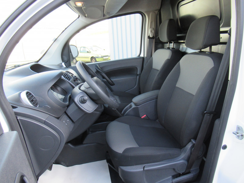 Photo 8 de l'offre de RENAULT KANGOO II EXPRESS 1.5 DCI 90CH EXTRA R-LINK EDC EURO6 à 10990€ chez J'NOV AUTO