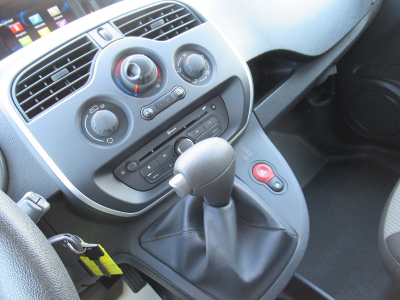 Photo 12 de l'offre de RENAULT KANGOO II EXPRESS 1.5 DCI 90CH EXTRA R-LINK EDC EURO6 à 10990€ chez J'NOV AUTO