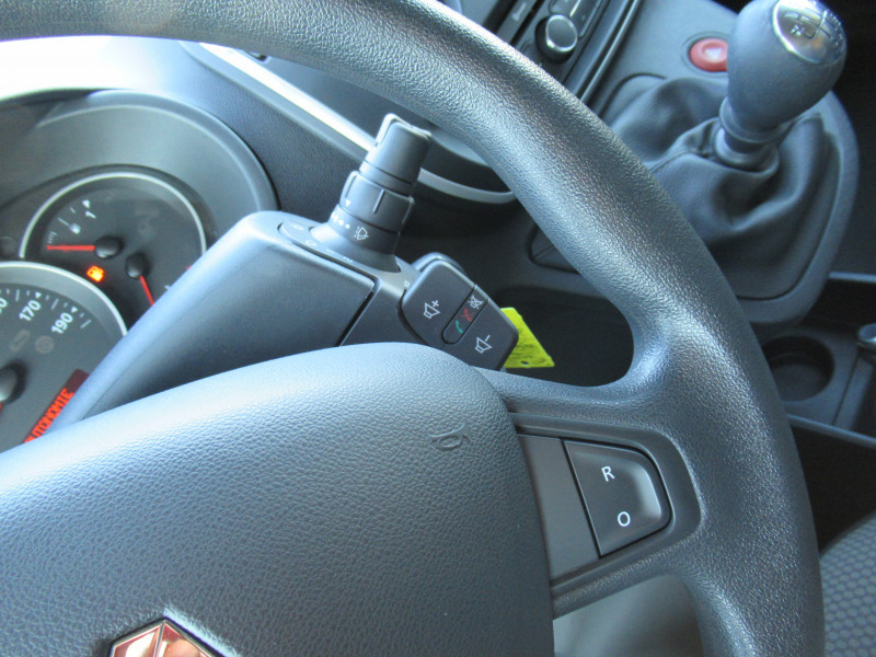 Photo 13 de l'offre de RENAULT KANGOO II EXPRESS 1.5 BLUE DCI 95CH EXTRA R-LINK à 10490€ chez J'NOV AUTO