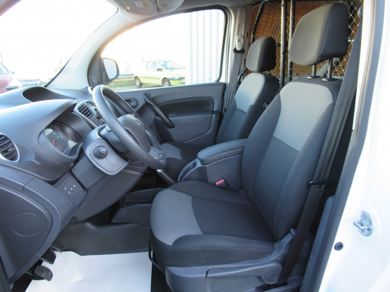 Photo 8 de l'offre de RENAULT KANGOO II EXPRESS 1.5 BLUE DCI 95CH EXTRA R-LINK à 10490€ chez J'NOV AUTO