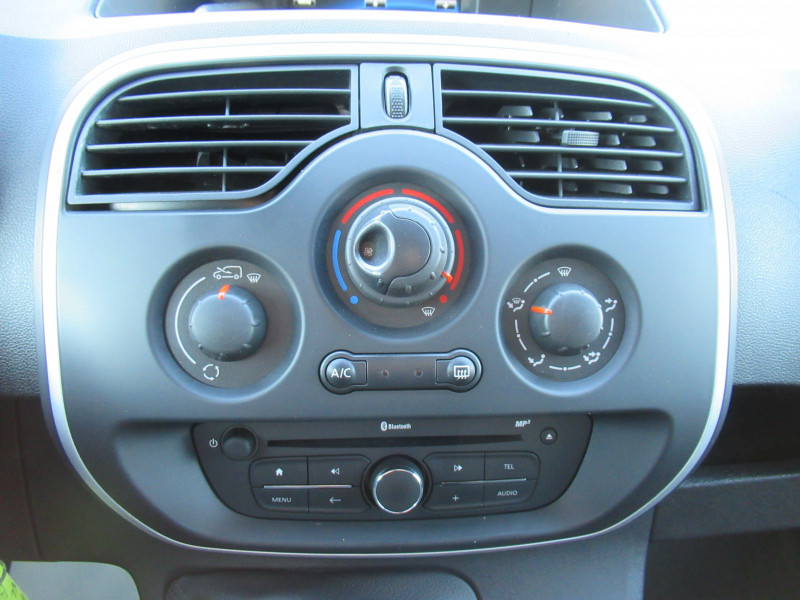 Photo 12 de l'offre de RENAULT KANGOO II EXPRESS 1.5 BLUE DCI 95CH EXTRA R-LINK à 10490€ chez J'NOV AUTO