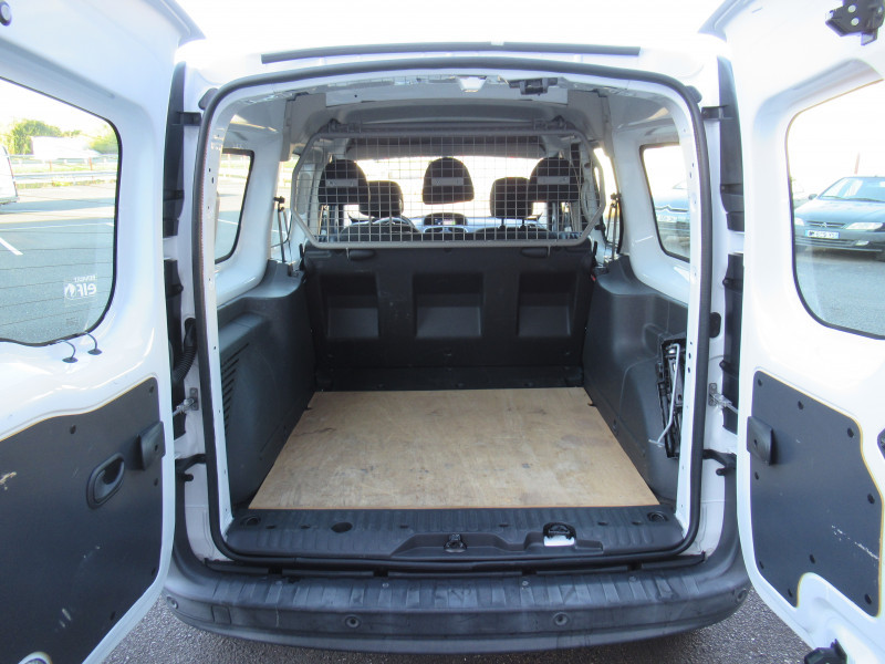 Photo 5 de l'offre de RENAULT KANGOO II EXPRESS MAXI 1.5 DCI 90CH CABINE APPROFONDIE EXTRA R-LINK à 15490€ chez J'NOV AUTO