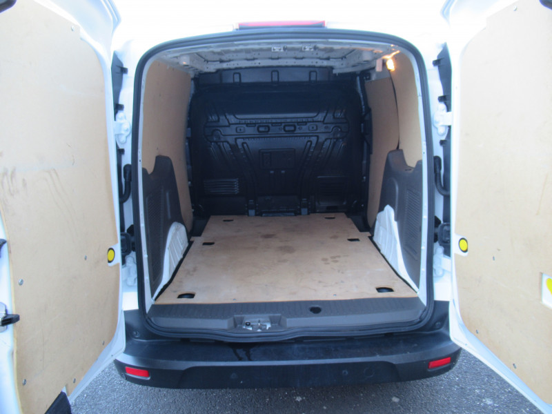 Photo 8 de l'offre de FORD TRANSIT CONNECT L1 1.5 ECOBLUE 100CH TREND BUSINESS NAV à 15490€ chez J'NOV AUTO