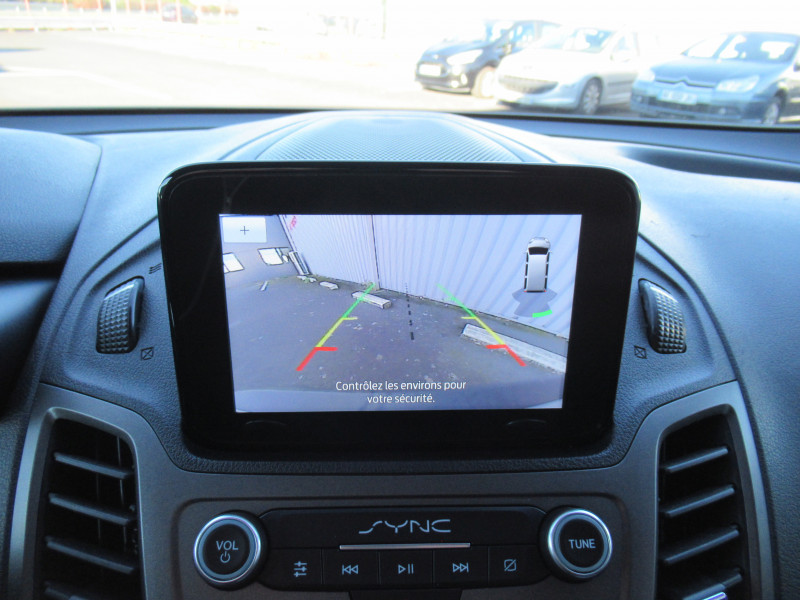 Photo 12 de l'offre de FORD TRANSIT CONNECT L1 1.5 ECOBLUE 100CH TREND BUSINESS NAV à 15490€ chez J'NOV AUTO