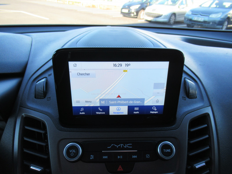 Photo 9 de l'offre de FORD TRANSIT CONNECT L1 1.5 ECOBLUE 100CH TREND BUSINESS NAV à 15490€ chez J'NOV AUTO