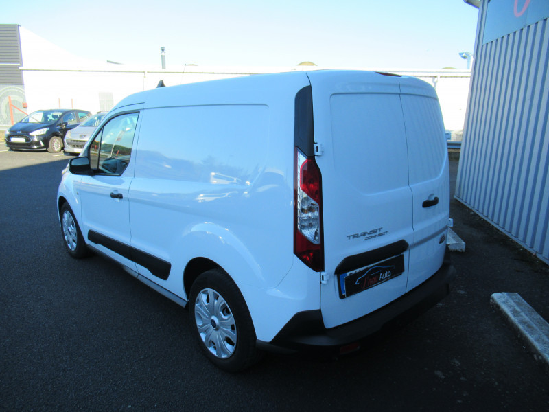 Photo 3 de l'offre de FORD TRANSIT CONNECT L1 1.5 ECOBLUE 100CH TREND BUSINESS NAV à 15490€ chez J'NOV AUTO