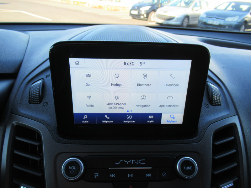 Photo 11 de l'offre de FORD TRANSIT CONNECT L1 1.5 ECOBLUE 100CH TREND BUSINESS NAV à 15490€ chez J'NOV AUTO