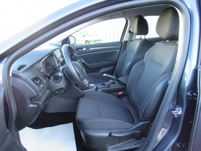 Photo 5 Renault MEGANE IV ESTATE 1.5 BLUE DCI 115CH BUSINESS EDC -21N Diesel GRIS FONCE METAL en vente chez J'NOV AUTO Photo 5 de l'offre de RENAULT MEGANE IV ESTATE 1.5 BLUE DCI 115CH BUSINESS EDC -21N à 15790€ chez J'NOV AUTO
