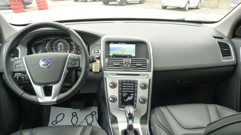 Photo 7 de l'offre de VOLVO XC60 2.4D 163 OCEAN RACE GEARTRONIC AWD à 28990€ chez Vent d'ouest automobiles